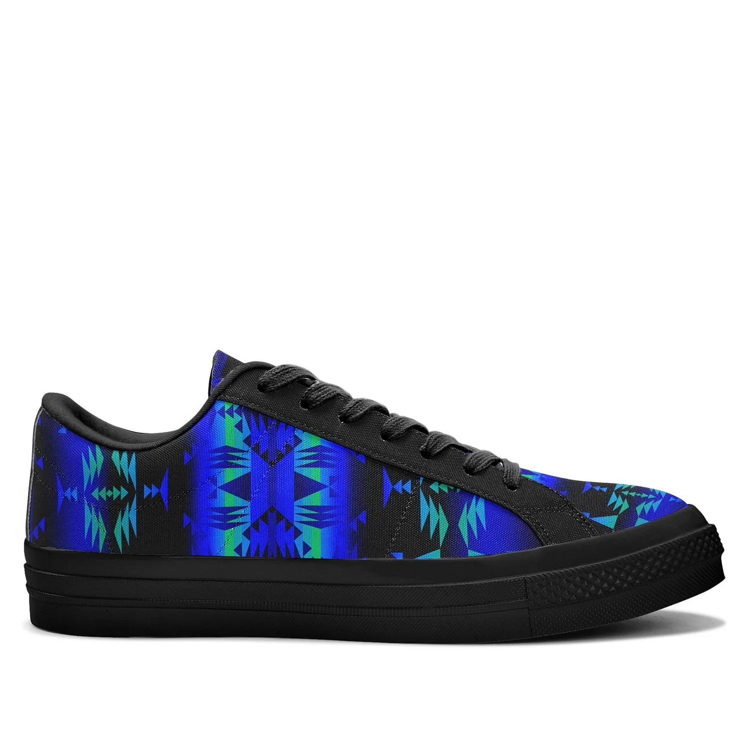 Between the Blue Ridge Mountains Aapisi Low Top Canvas Shoes Black Sole