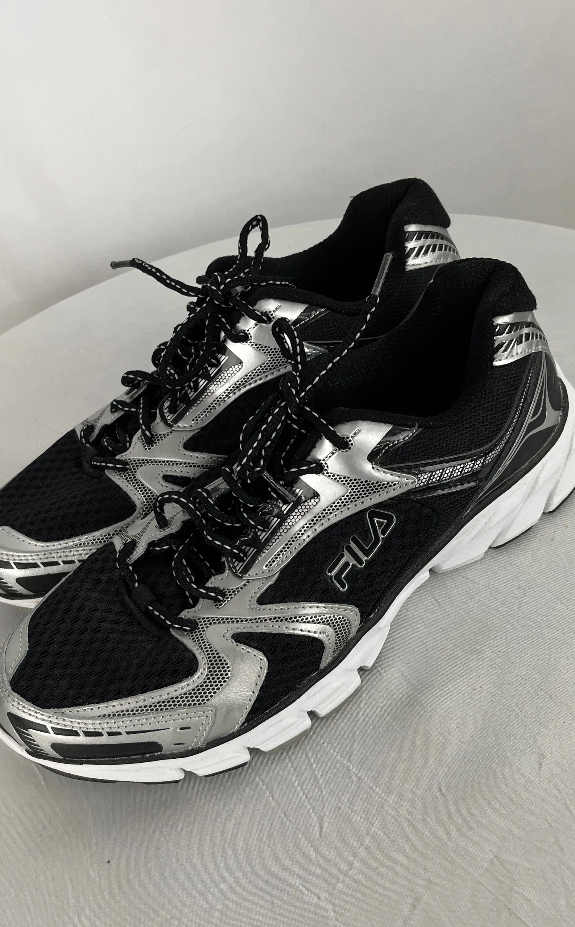 Fila Approach Women's Running Shoes Silver Black Size 9.5