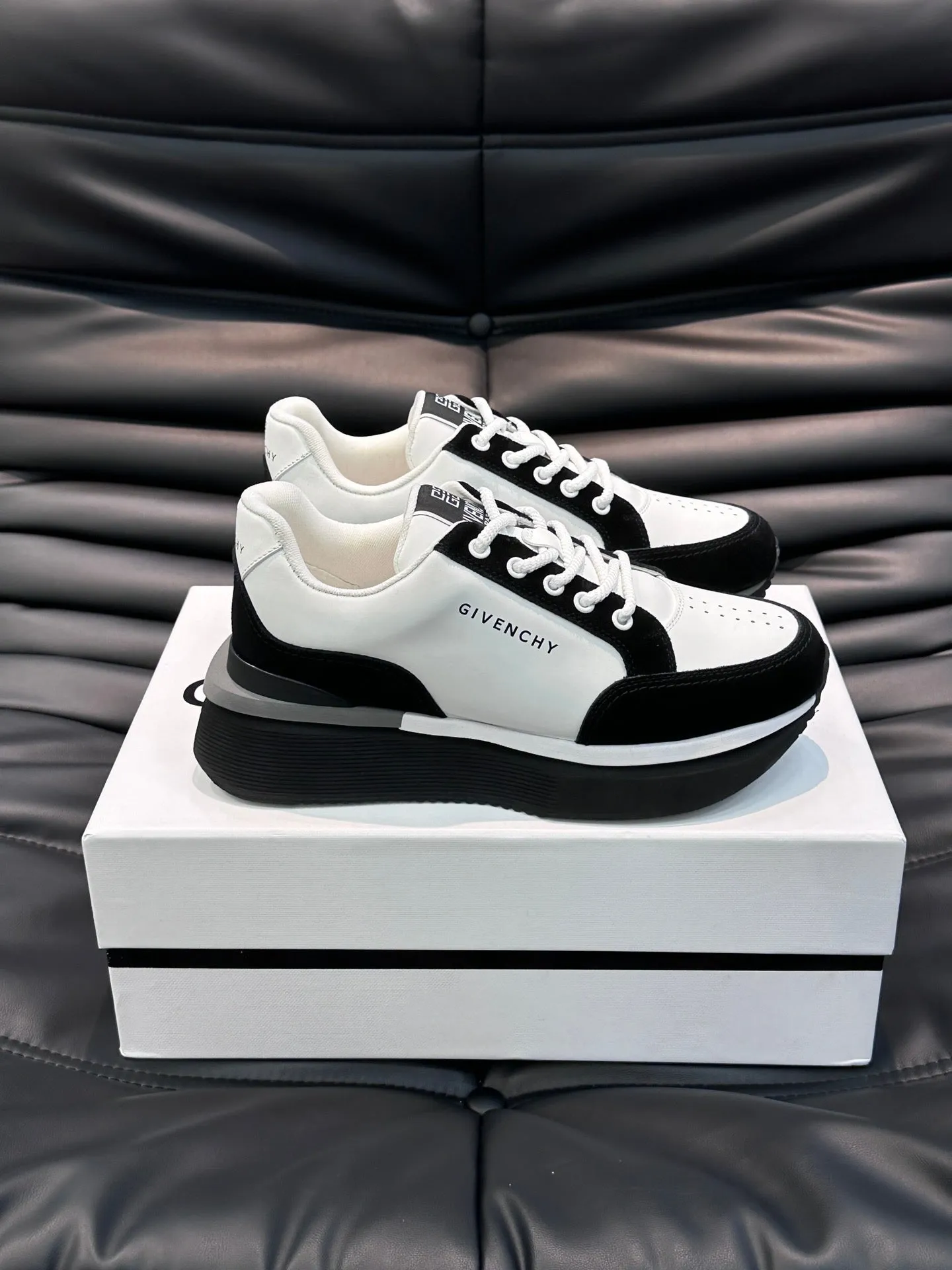 GVC Black and White Logo Sneakers-016