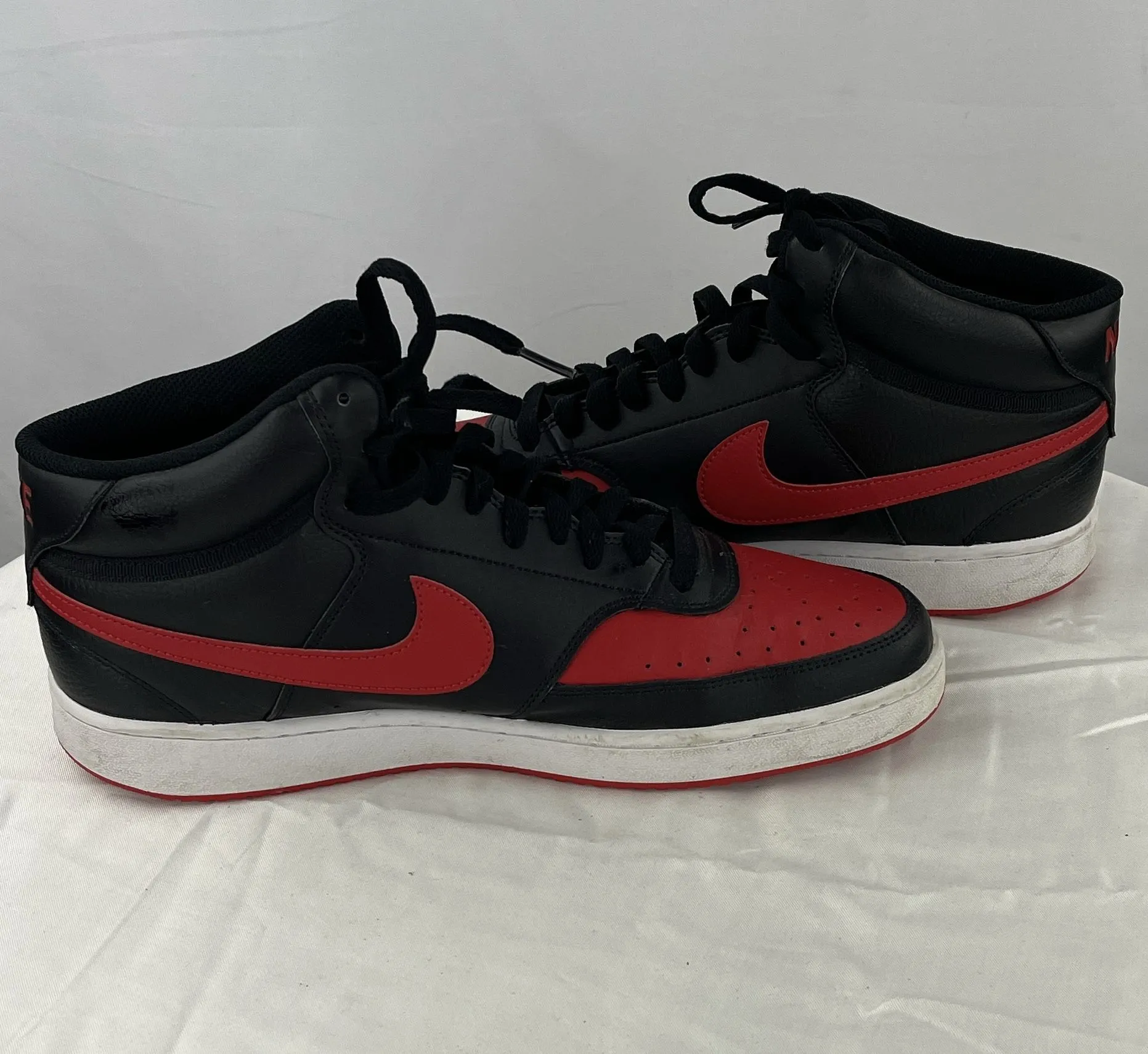 Nike Men's Black/red Leather Court Vision Mid Top Basketball Shoes Size 12