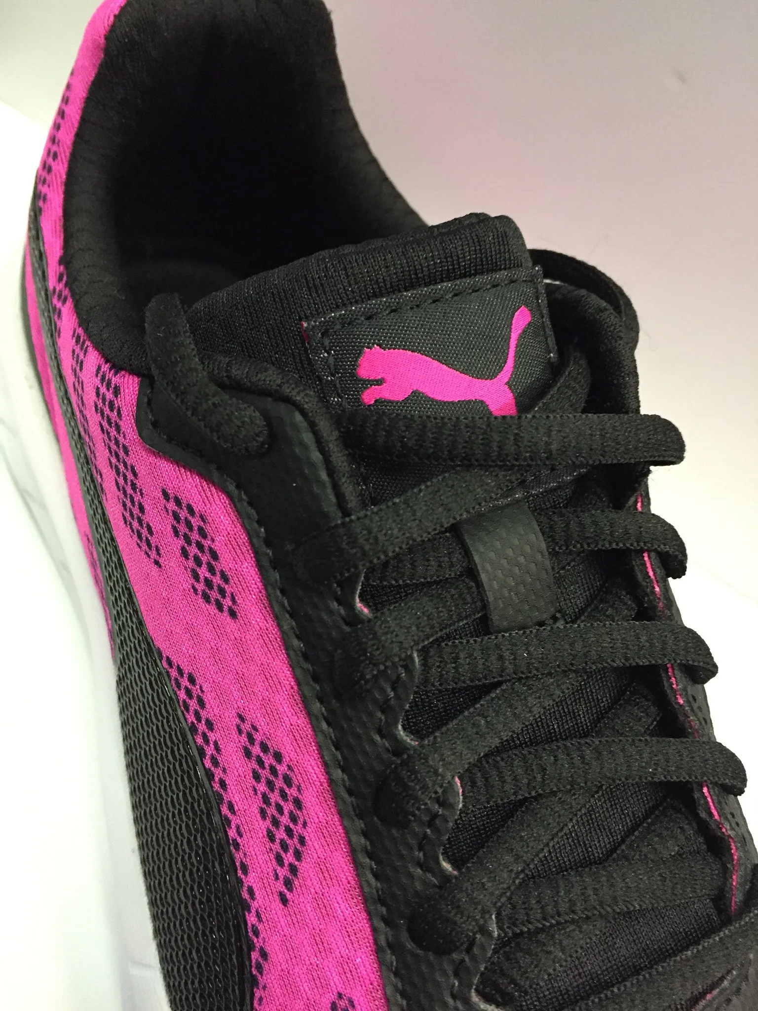 Puma meteor ladies trainers pink black