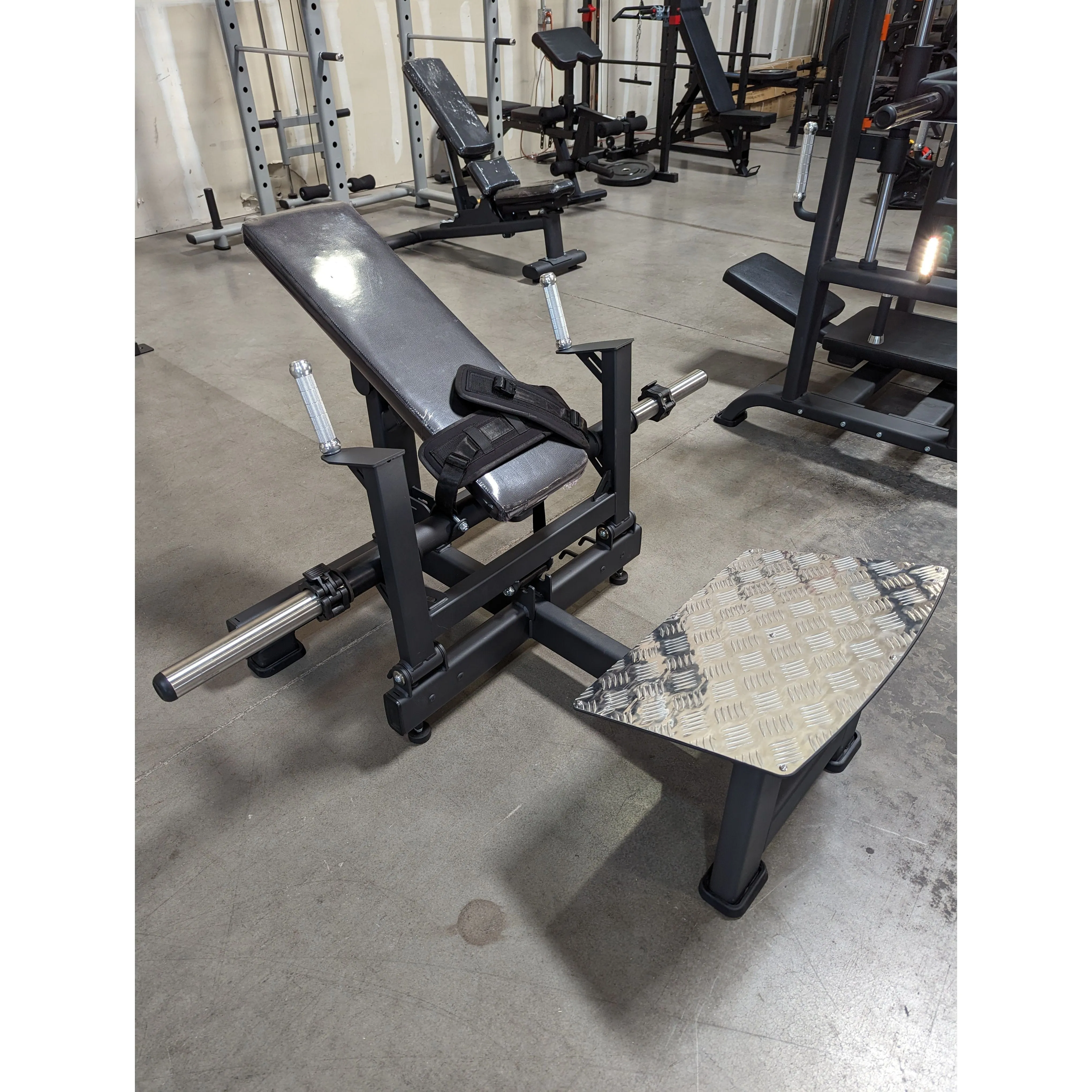 SFE Commercial Plate Loaded Hip Thrust Glute Machine (New)