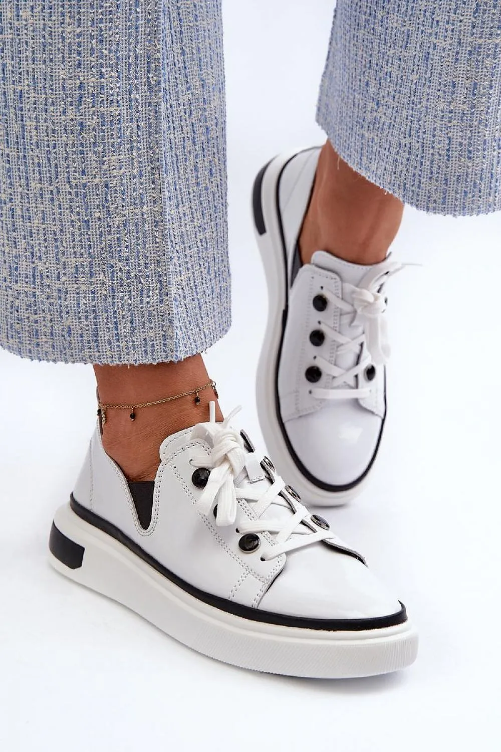 TEEK - White Ellipse Laced Sneakers